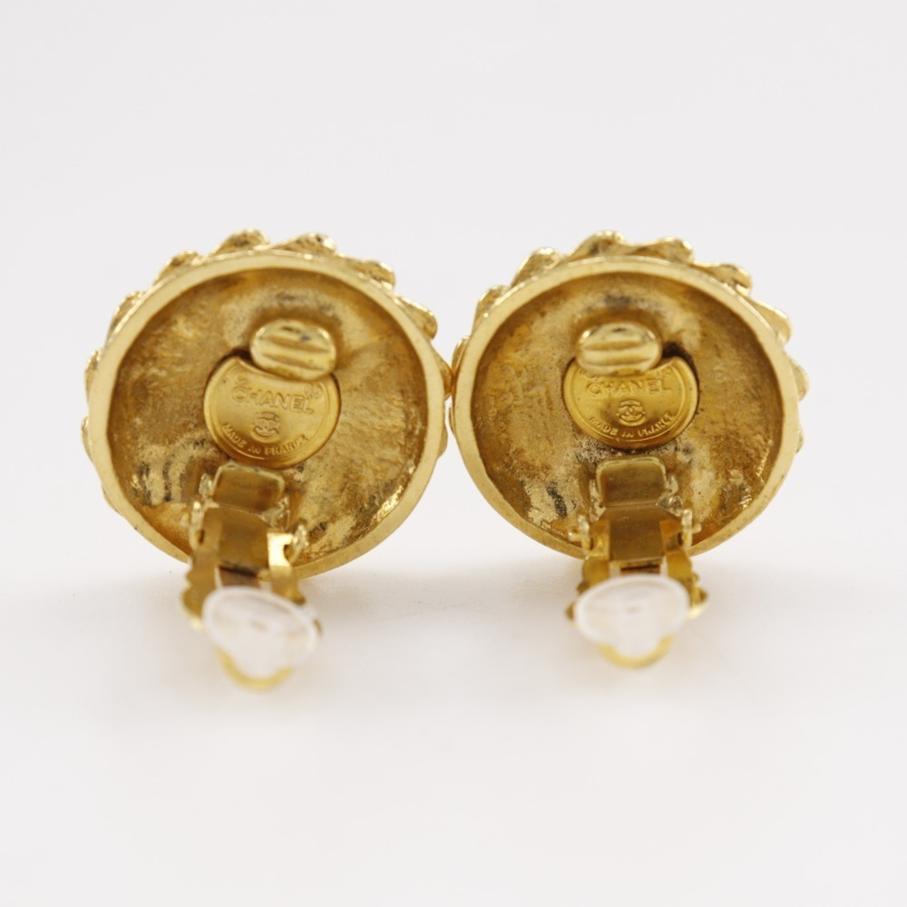 CHANEL Authentic Gold Earrings - Picture 4 of 9